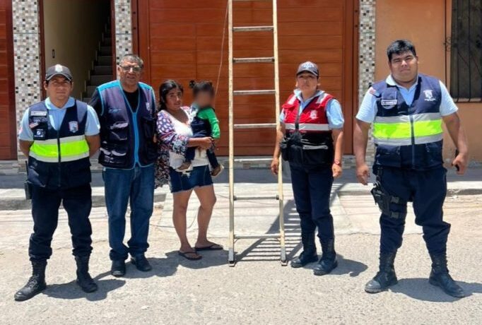 Serenazgo de Matarani rescata a menor atrapado en una vivienda