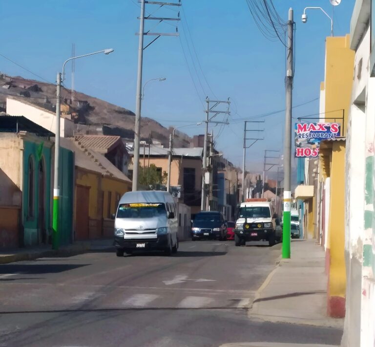 Empresas de transporte en Cocachacra bajo advertencia por abandono de ruta