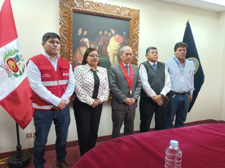 Malecón ribereño en peligro: autoridades coordinan acciones urgentes