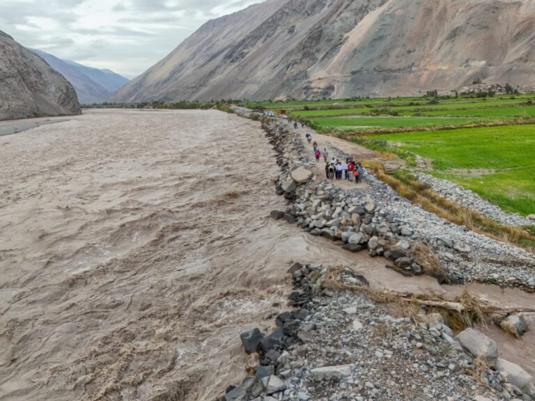 Islay excluida de solicitud de emergencia por lluvias y crecida de ríos de Arequipa