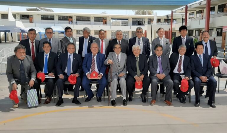 Saludos a la GUE Simón Bolívar