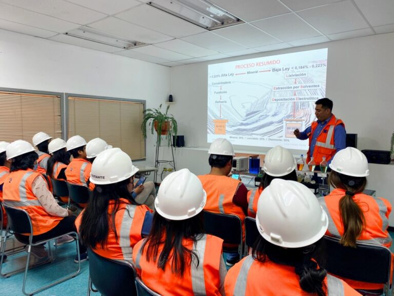 Southern Peru quiere invertir US$ 7000 millones en tres proyectos ¿Y no lo dejan?