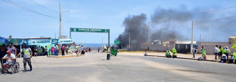 Manifestantes bloquean acceso a terminales de combustible en Mollendo