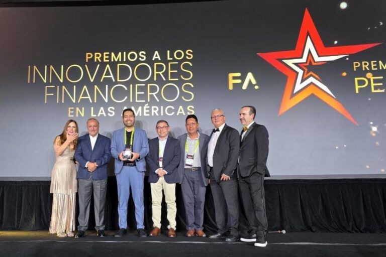 Caja Arequipa gana Premio Platino de Fintech Americas por segundo año