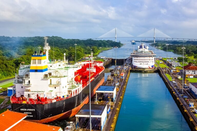 Interamericanización del canal de Panamá