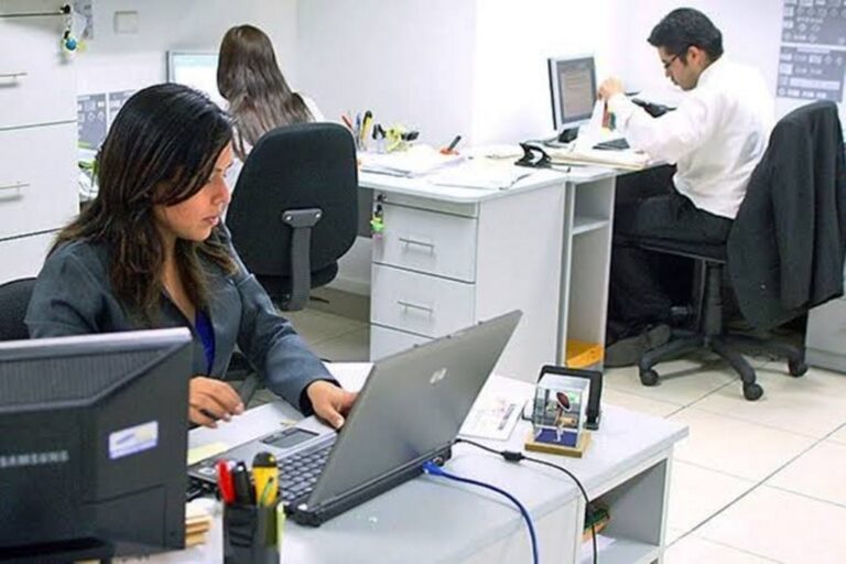 ¿Es posible el auto despido por falta de pago?