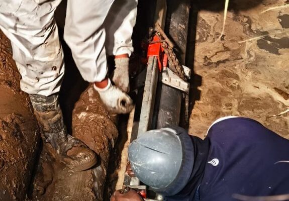 EPS Moquegua clausura conexión ilegal que afectaba el servicio de agua potable en el valle