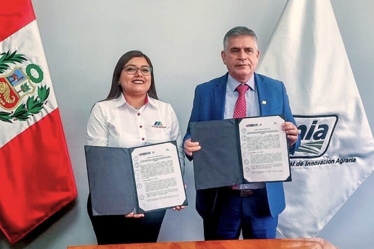 GORE Moquegua e INIA firman convenio para fortalecer la agricultura