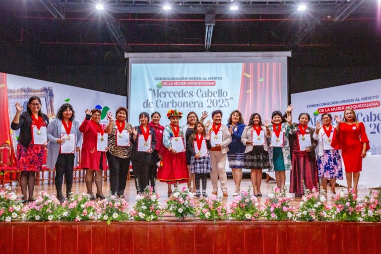 Día Internacional de la Mujer: Reconocen a 12 mujeres destacadas de Moquegua