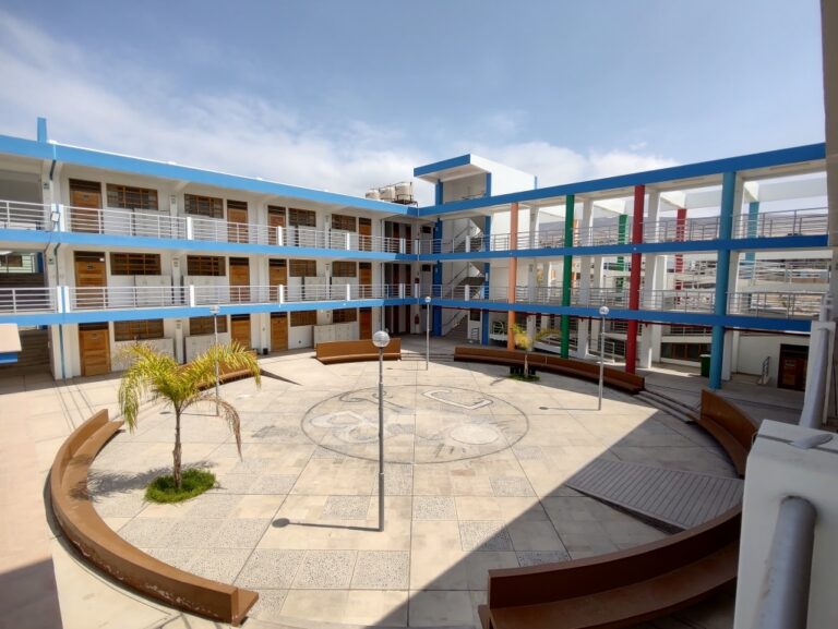 Cementos Yura invertiría en el Tecnológico Basadre para culminar construcción