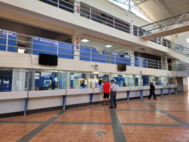 Ni Ilo ni General Sánchez Cerro convencen: baja confianza en municipios provinciales