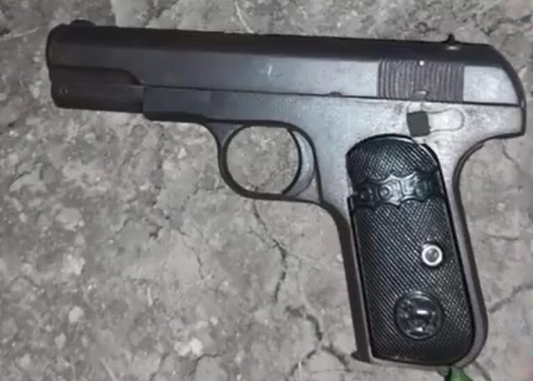 Menor de 14 años tenía en su poder un arma de fuego en Matarani