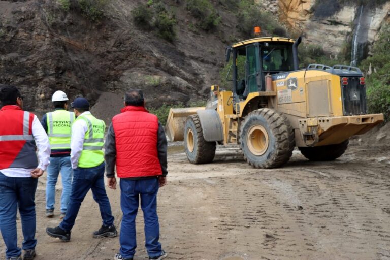 Trinquetes políticos: Renace proyecto vial