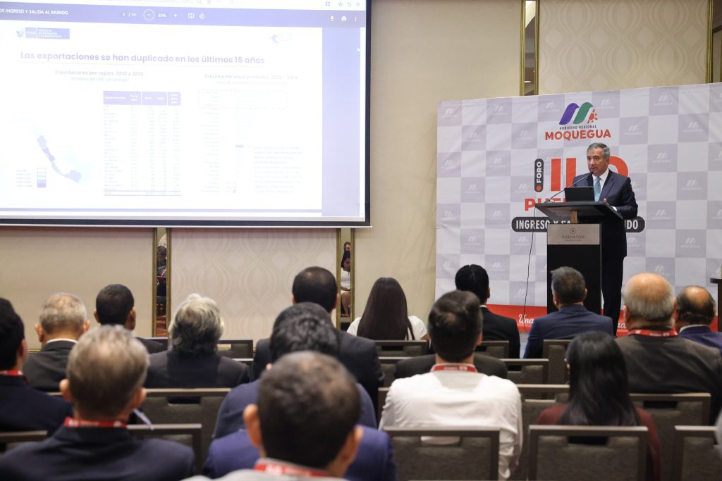 Foro en Lima Ilo Puerta de Ingreso y Salida al Mundo Salon Independiente Sur – Sheraton 25042025 16 La Prensa Regional