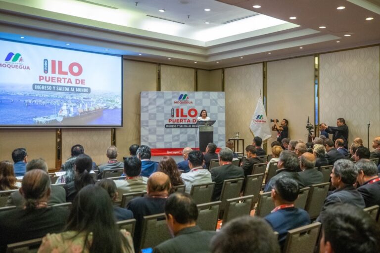 Gobierno impulsa a Ilo como eje estratégico para el comercio exterior en el sur del país