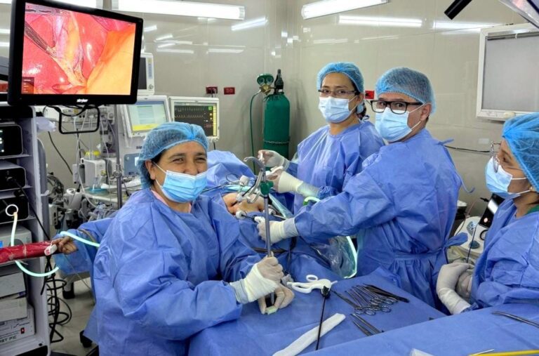 Hospital Goyeneche realiza 30 cirugías laparoscópicas en cinco días