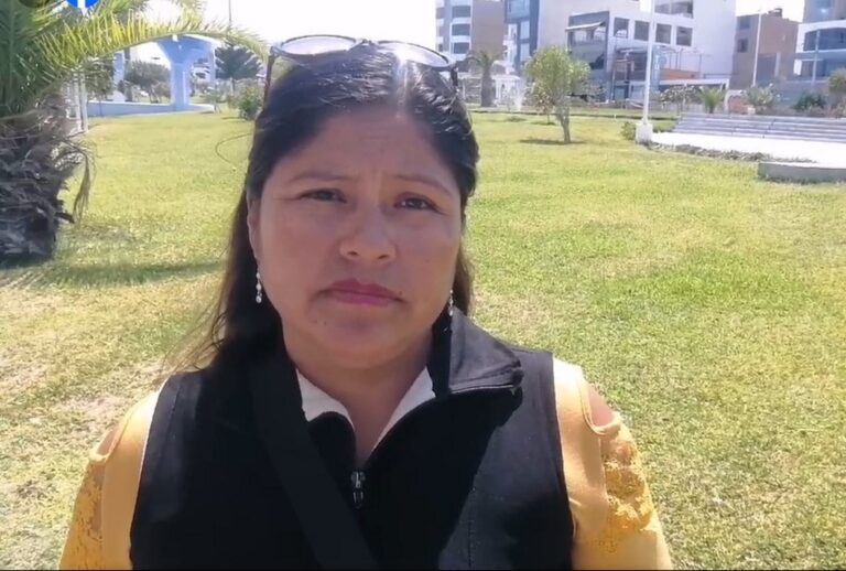 Mujer denuncia discriminación y despido arbitrario de obra del malecón superior
