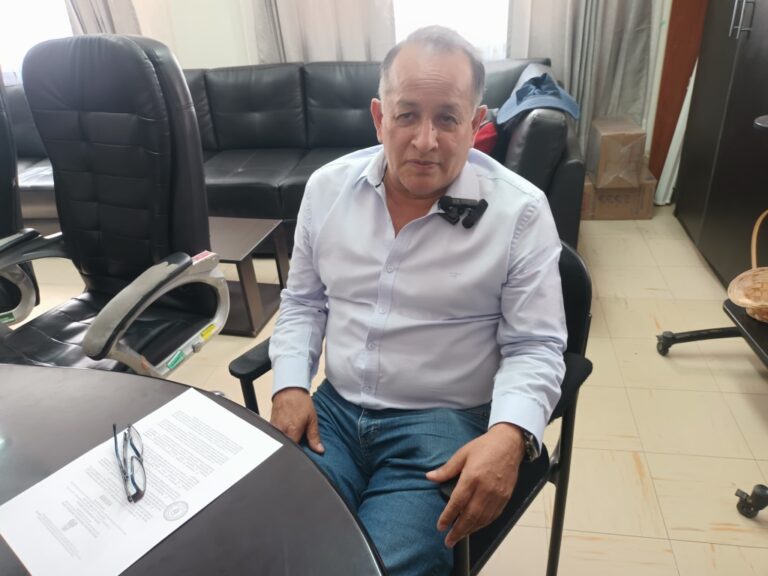 Regidor Nicolás Sáenz denuncia presunta contratación irregular y hostigamiento en MPMN