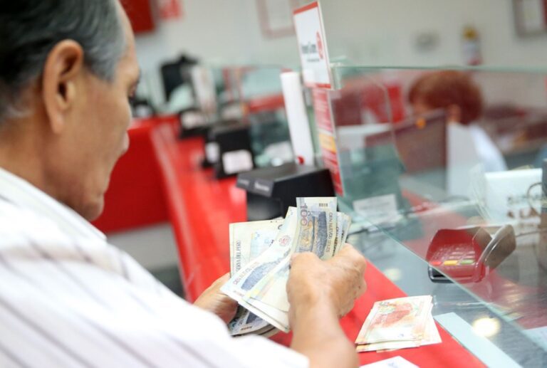 Este viernes 11 de abril se inicia la devolución de aportes a cerca de 190 mil fonavistas desde los 70 años de edad