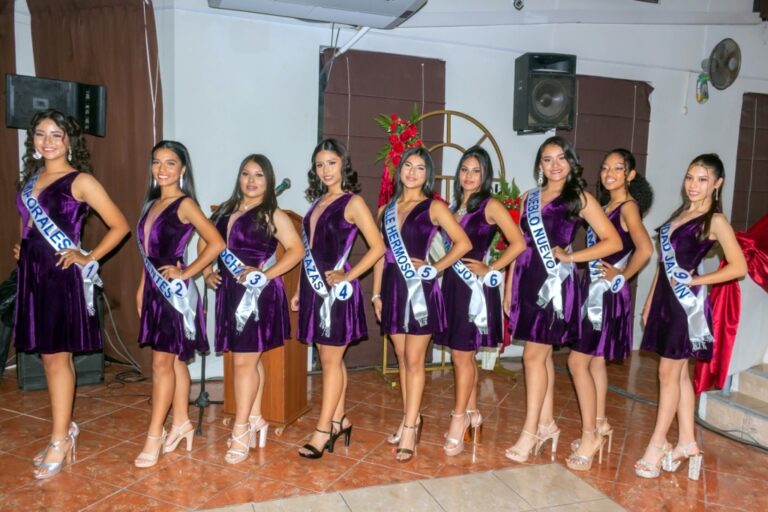Pacocha inicia festejos por su 55° aniversario con presentación de candidatas a reinado