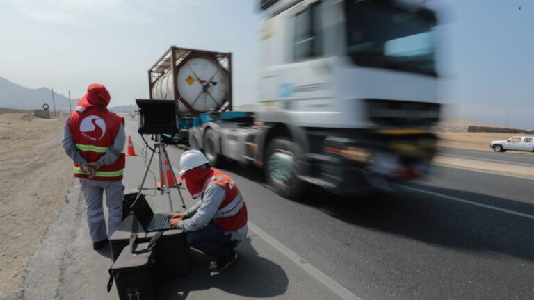 Sutran refuerza controles por exceso de velocidad en vías clave de Moquegua