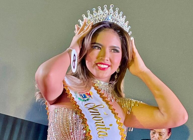 De ojos soñadores, Alondra Olazábal es la soberana del 55° aniversario de Ilo