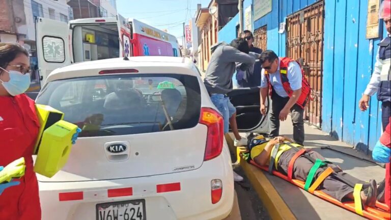 Atropellan a fotógrafo Clemente Alejo en la esquina de Comercio y Huamachuco
