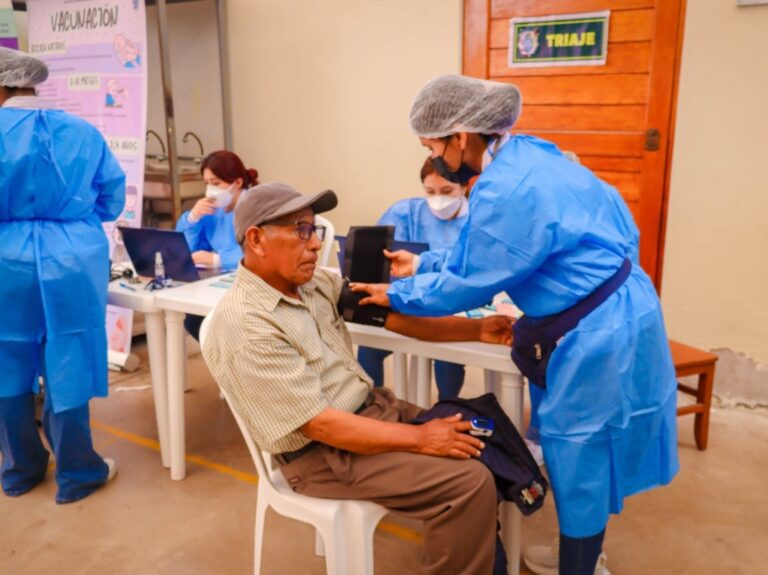 Campaña de salud en Mejía brindó más de 750 atenciones médicas y veterinarias