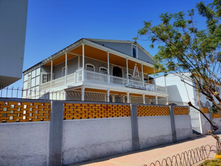 Colegio María Auxiliadora celebra 90 años de servicio educativo