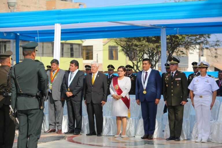 Ilo celebra sus 55 años con gran desfile cívico, escolar e institucional