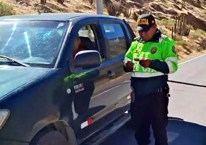 Detienen a juez de Paz por presunto peculado de uso en Matalaque