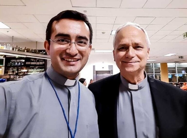 Conoce la historia de Edgar Rimaycuna, el flamante secretario personal del Papa León XIV