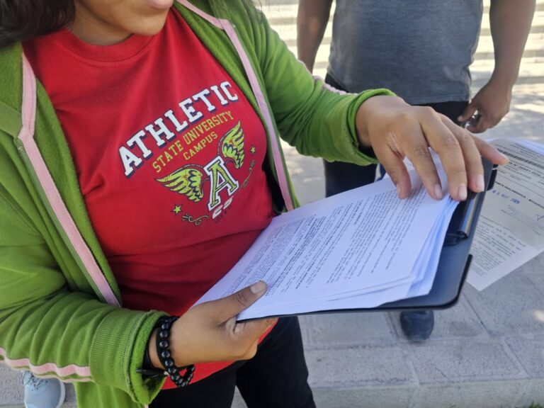 Docente acusado de ultrajar a menor en colegio de Ilo se encuentra prófugo