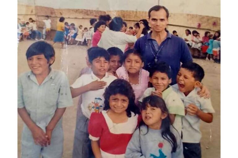 El papa León XIV «es más peruano que estadounidense», afirma nuncio apostólico en Perú