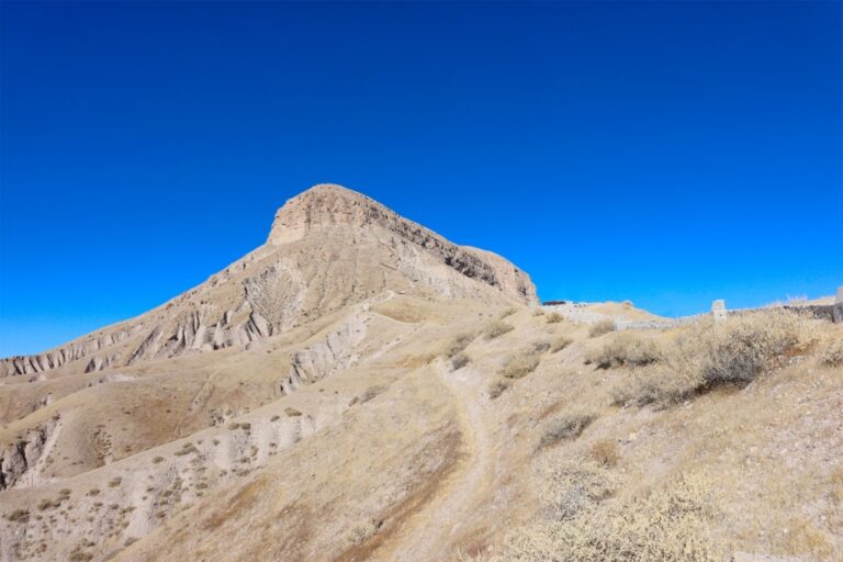 GORE Moquegua impulsa moderno teleférico al Cerro Baúl con apoyo de ProInversión