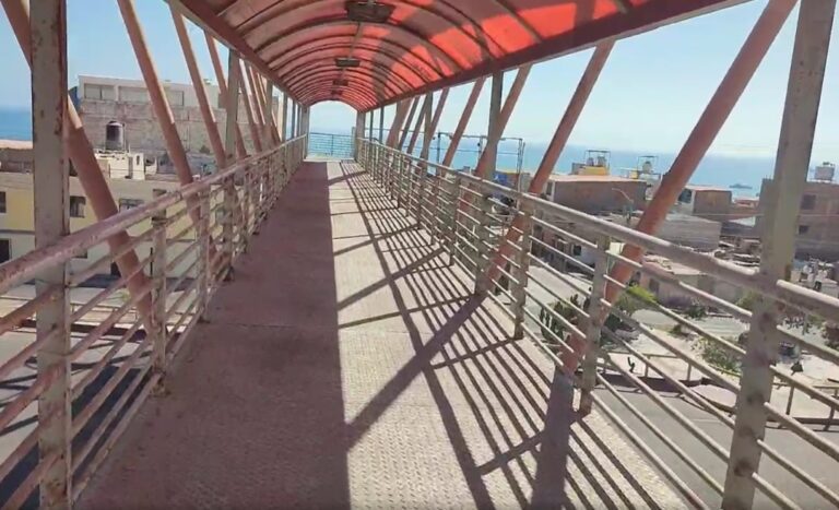 Sub Región se compromete a dar mantenimiento al puente peatonal de Alto Ilo