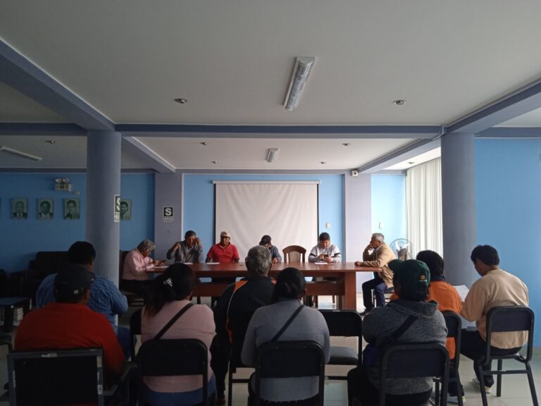 Matarani: pescadores artesanales del sur toman acuerdos sobre la pota