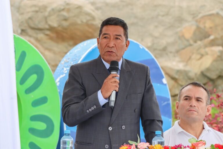 Richard Ale al ministro de Agricultura: “Es un asno y merece ser fusilado”