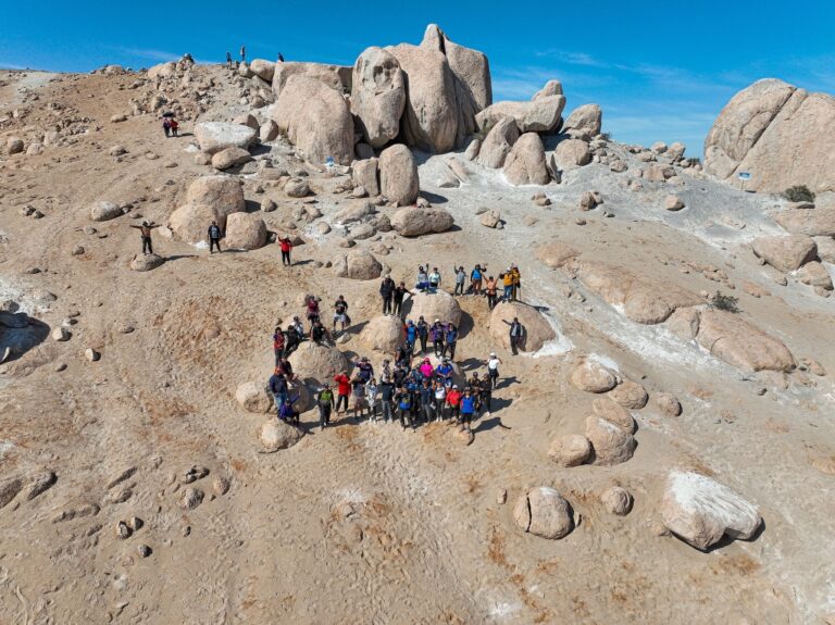 Municipio de Matarani promovió caminata al bosque de piedras “Coloca”