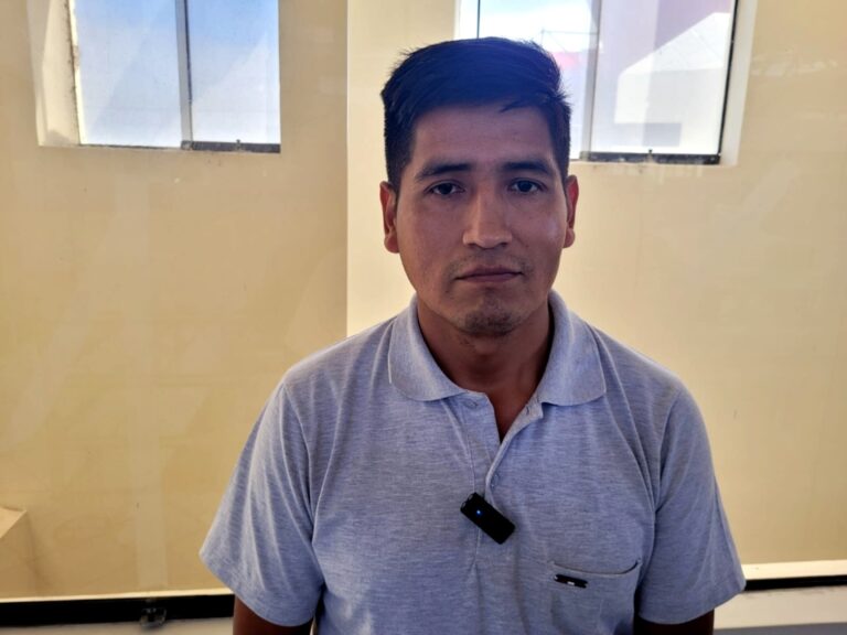 Pasajero de cúster accidentada en Ruta 1-A se encuentra grave y necesita ayuda urgente