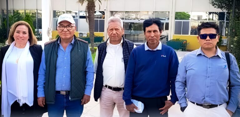 Alcalde y juntas de usuarios exigen acción urgente por contaminación del río Tambo
