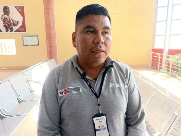 Sancionan a minivan que trasladaba pasajeros sin permiso de Moquegua – Arequipa