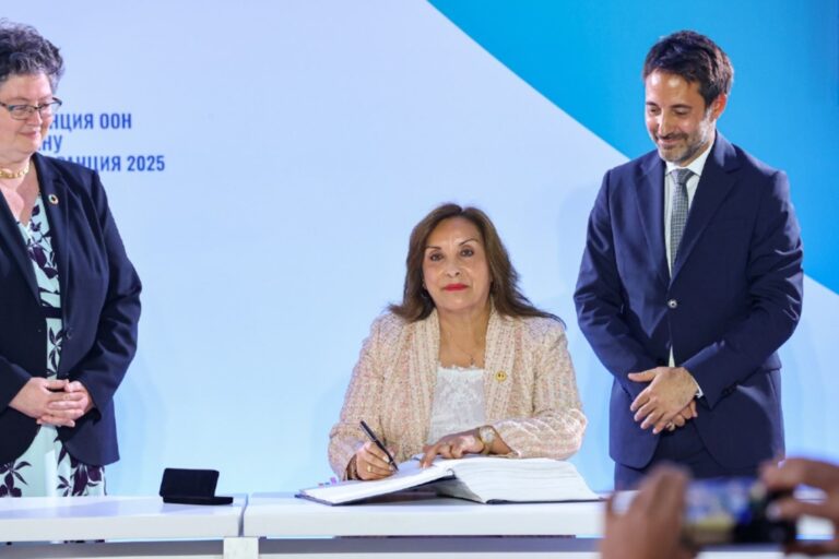 Presidenta Boluarte suscribe Tratado de Alta Mar en Francia