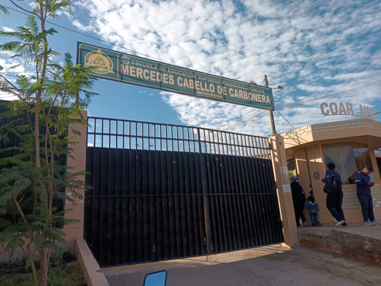 Proponen convertir el pedagógico Mercedes Cabello de Carbonera en universidad