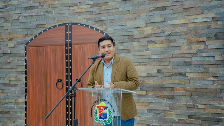 Trinquetes Políticos: Humberto Tapia les dará el gusto