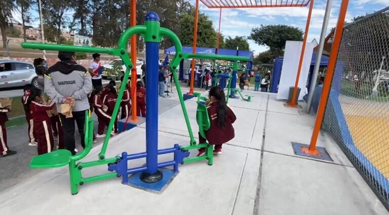 Municipalidad de Mariscal Nieto implementa gimnasios al aire libre en nueve parques