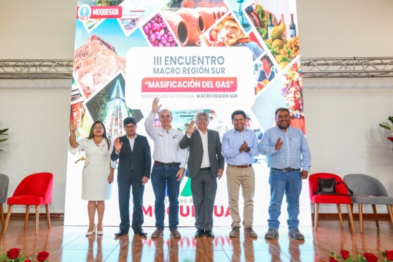 MOQUEGUA FUE SEDE DEL III ENCUENTRO MACRO SUR POR LA MASIFICACIÓN DEL GAS NATURAL