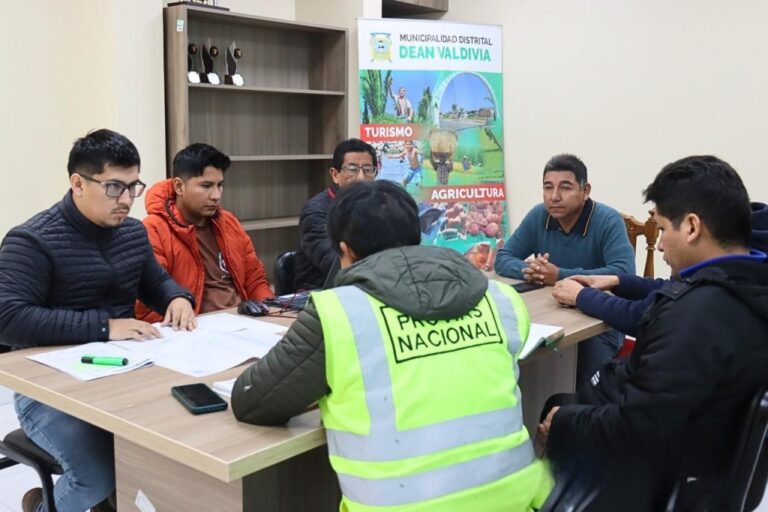 Deán Valdivia: Impulsan mejoras viales ante tránsito pesado