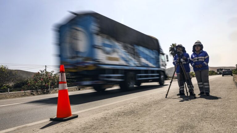 Sutran-MTC controla velocidad en carreteras de Ilo y Moquegua