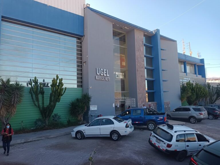 Trinquetes políticos: En la UGEL Mariscal Nieto «hacen feria»